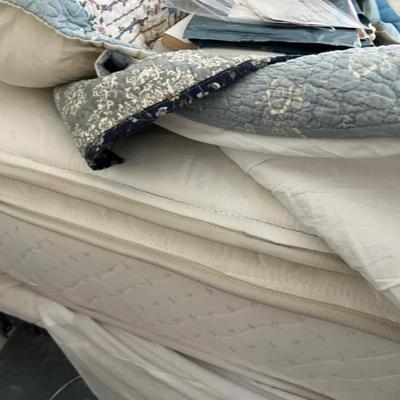 Sale Photo Thumbnail #40