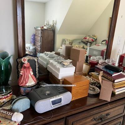 Sale Photo Thumbnail #52