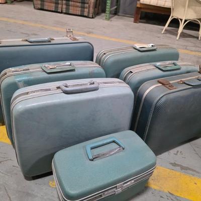 Sale Photo Thumbnail #154