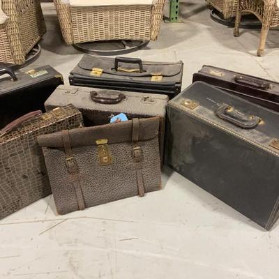 Sale Photo Thumbnail #86