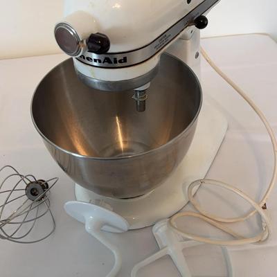 White KitchenAid Mixer