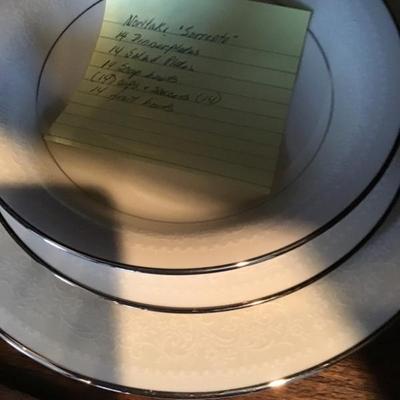 Sale Photo Thumbnail #17