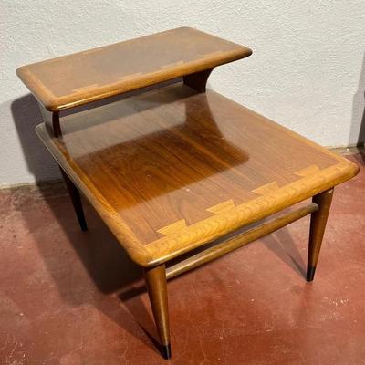 Mid century lane acclaim step table