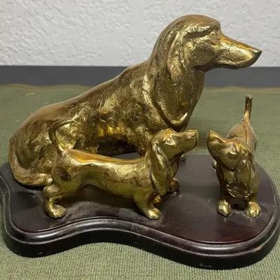 Mother dachshund with two pups figurine