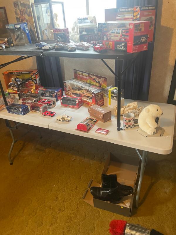 Sale Photo Thumbnail #11