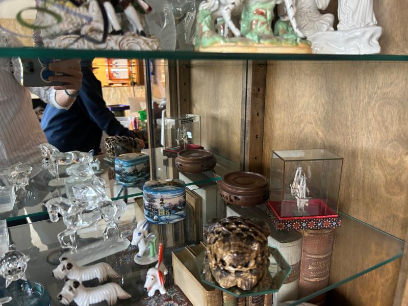 Sale Photo Thumbnail #12