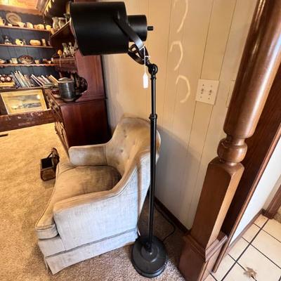 Sale Photo Thumbnail #100