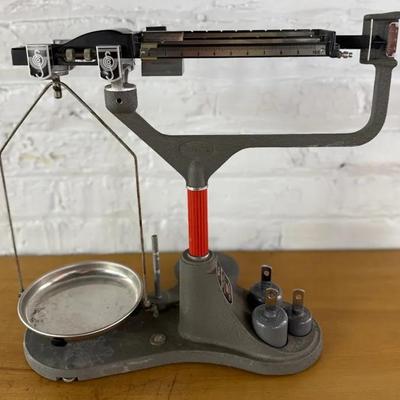 Ohaus Deco-Gram Triple Beam Balance Scale With Weights