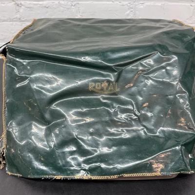 Royal HHP Typewriter With Dust Cover, Pica Font Type 
