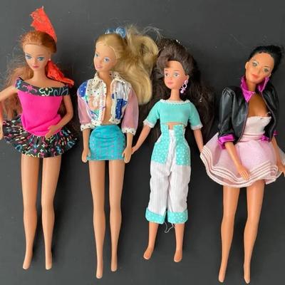 1966 Barbie With Cool Crimp Courtney And 80’s Barbies 