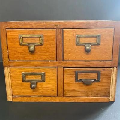 Globe Wernicke 4-Drawer Wooden Library Card Catalog/File Cabinet 