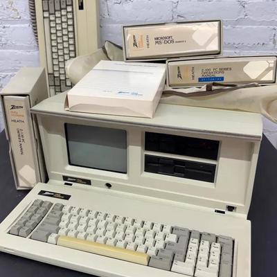 Zenith Data Systems Transportable Personal Computer, Model ZFA-138-42, w/ Software & Extras