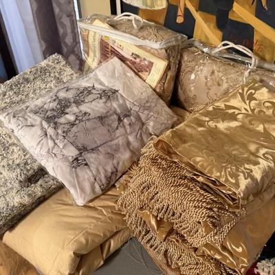 Sale Photo Thumbnail #374