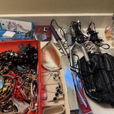 Sale Photo Thumbnail #453