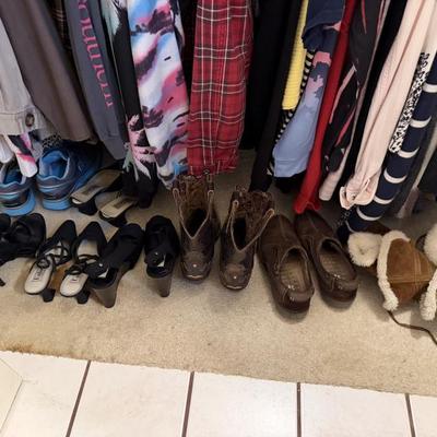 Sale Photo Thumbnail #427