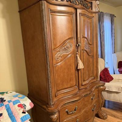 Sale Photo Thumbnail #395