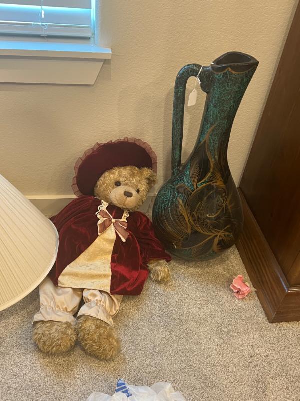 Sale Photo Thumbnail #149