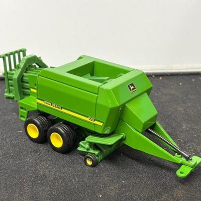 Sale Photo Thumbnail #146