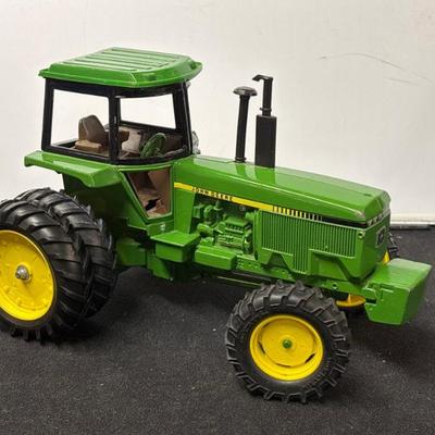 Sale Photo Thumbnail #131