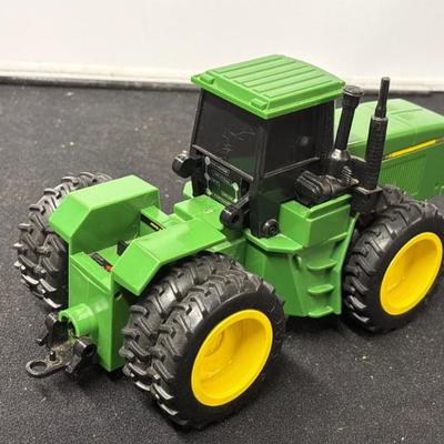 Sale Photo Thumbnail #150