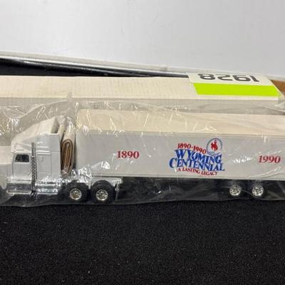 Sale Photo Thumbnail #190