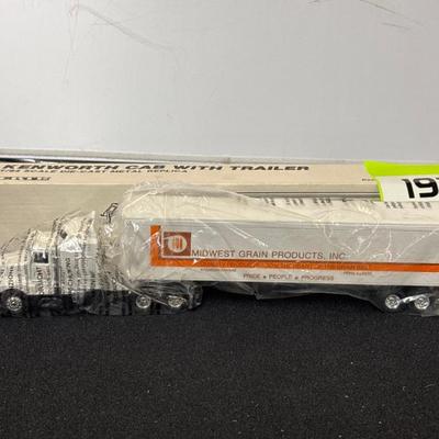 Sale Photo Thumbnail #176