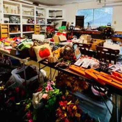 Sale Photo Thumbnail #86