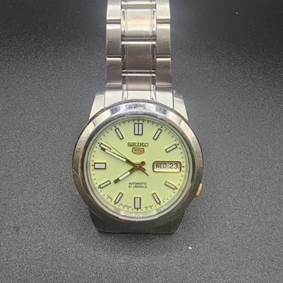 Sale Photo Thumbnail #33