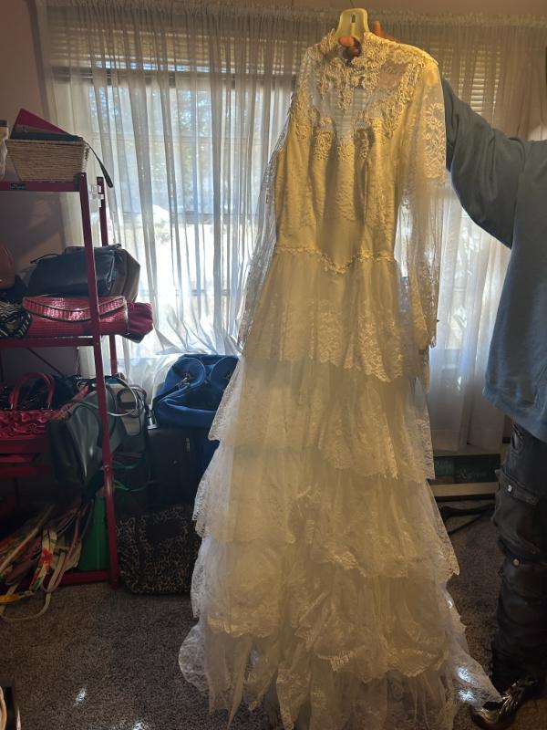 Sale Photo Thumbnail #36