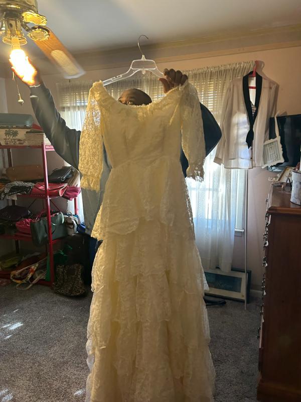 Sale Photo Thumbnail #34