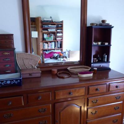 Sale Photo Thumbnail #31