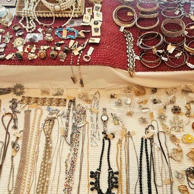 Sale Photo Thumbnail #111