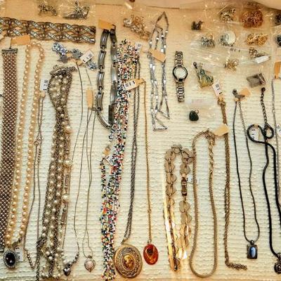 Sale Photo Thumbnail #114