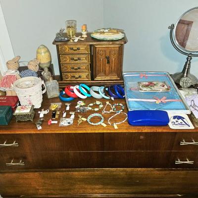 Sale Photo Thumbnail #69