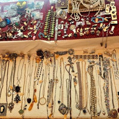 Sale Photo Thumbnail #108