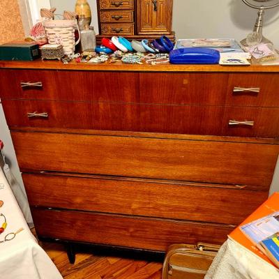 Sale Photo Thumbnail #68