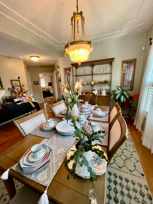 Sale Photo Thumbnail #2