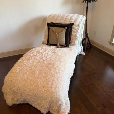 Sale Photo Thumbnail #108