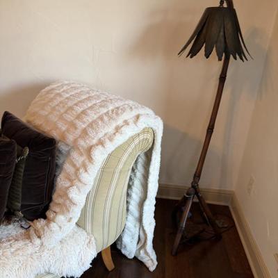 Sale Photo Thumbnail #107