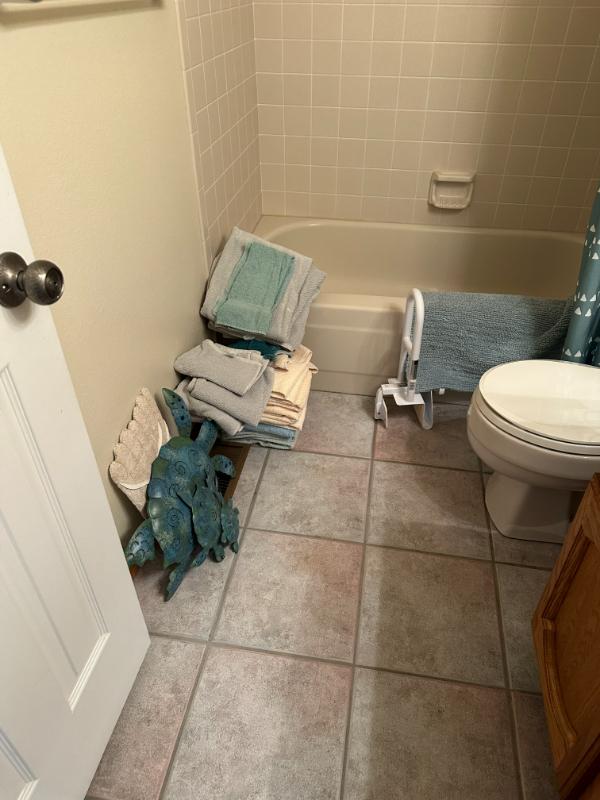 Sale Photo Thumbnail #12