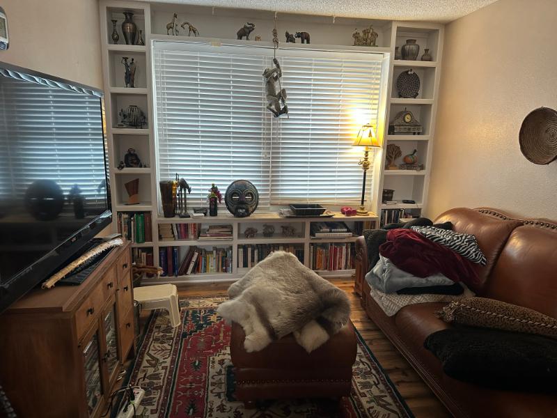 Sale Photo Thumbnail #9