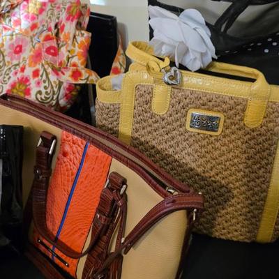 Sale Photo Thumbnail #100