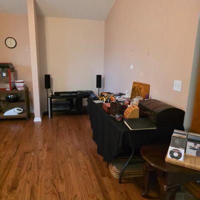 Sale Photo Thumbnail #27