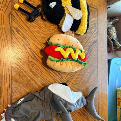 Pet Bee Costume Hat and Hot Dog Plush Costumes 