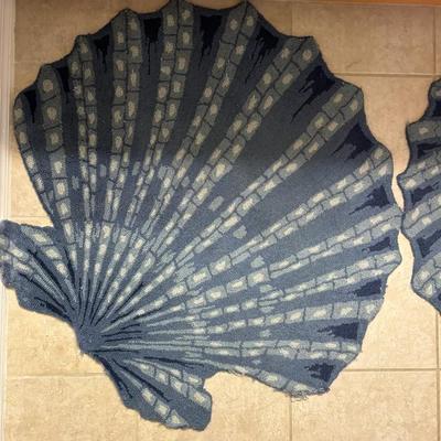 Coastal Shell-Themed Bathroom Rug Set (2 Pieces)