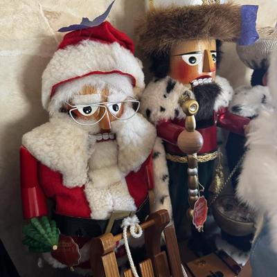 Sale Photo Thumbnail #195