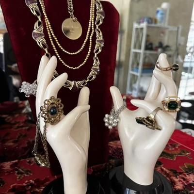 Sale Photo Thumbnail #190