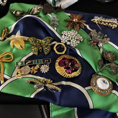 Sale Photo Thumbnail #177