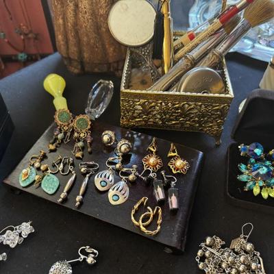 Sale Photo Thumbnail #184