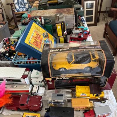 Sale Photo Thumbnail #350